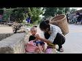 A two-year-old girl abandoned by the roadside was saved by a kind-hearted, poor young woman.