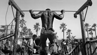 Posing tips at Muscle Beach