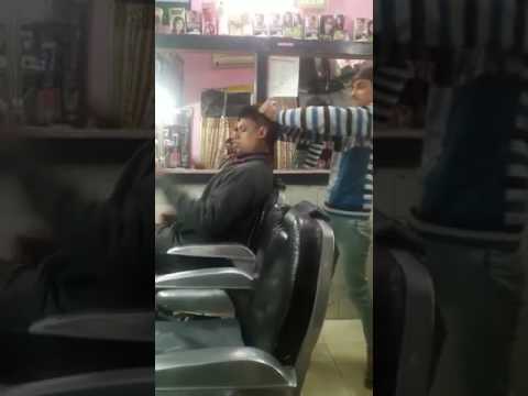 funny-offensive-head-massage-of-indian-barber