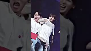 yo voy voy voy jhope and JUNGKOOK #bts #jhope #jungkook subscribe me for more 💜💜 Resimi