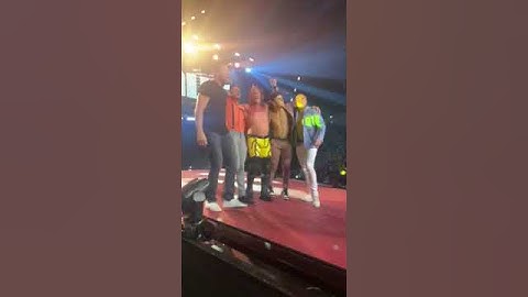 Chris Jericho BEATS Bryan Danielson at AEW ALL OUT and CELEBRATES RINGSIDE!!