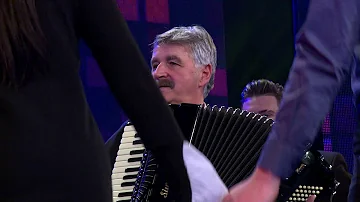 Dragan Stojkovic Bosanac - Kolo [Novogodišnji program 2020]