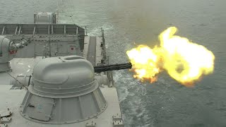 Малый артиллерийский корабль Махачкала КФл уничтожил воздушные цели условного противника в море
