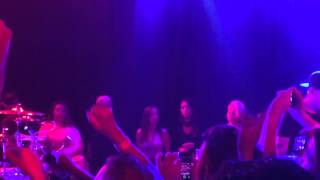 Blink 182 with Matt Skiba - Don't Leave Me (The Roxy 2015)