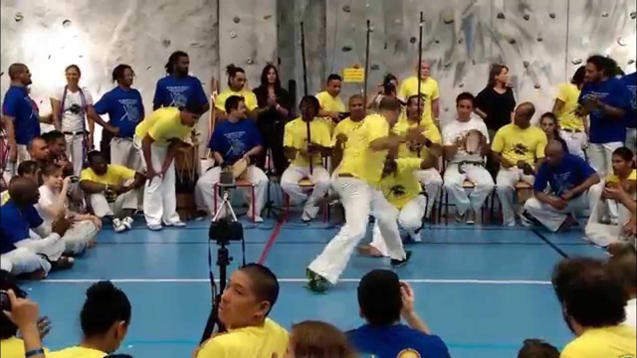 contre mestre Mascara 1 capoeira senzala 2014 mestre Torneiro Batizado