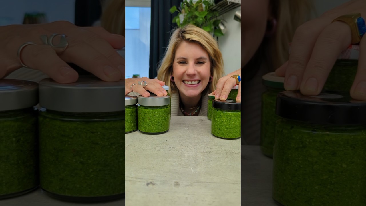 Habt Ihr schon Bärlauch-Pesto gemacht? Hier seht Ihr, wie einfach es ...