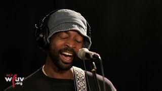 Jalen Ngonda - &quot;Come Around and Love Me&quot; (Live at WFUV)