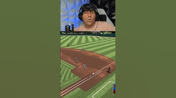 How to NOT run bases 101 #mlbbshorts #mlbtheshow23 #mlbtheshow #mlb #baseball