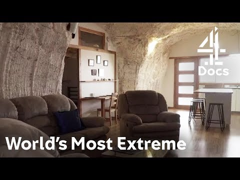 This Is the Town Where People Live Underground – Coober Pedy | World's Most Extreme