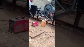Unguarded Power Transmission Shaft catches shirt