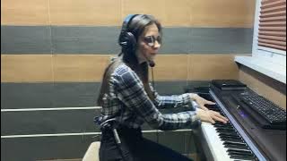 Yngwie Malmsteen - C'est La Vie (piano & vocal cover)