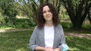 Laura Esmorís, audioprotesista de A Laracha, explica la patología auditiva de David Bermúdez