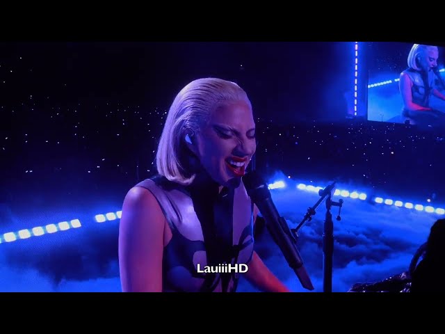 Lady Gaga - Always Remember Us This Way - Live in Paris, Stade de France 24.7.2022 class=