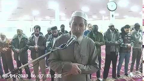 صلاة الفجر وما تيسر من سورة يونس