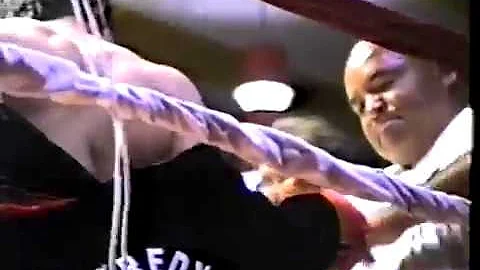 TOMMY CORDOVA vs ALFREDO TORRES - Pro Boxing