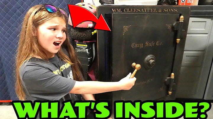 What's Inside Mysterious Safe? We Found The Doll M...