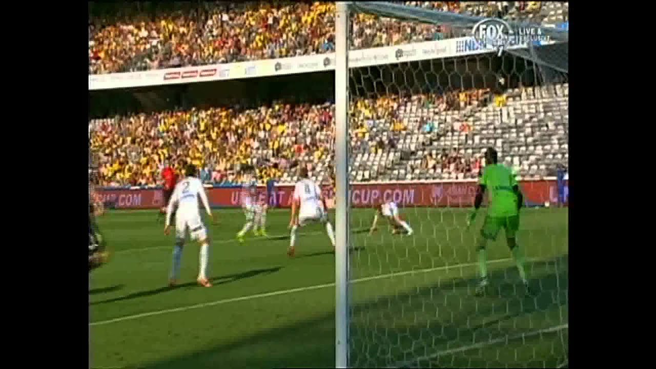 Bernie Ibini-lsei Goal Central Coast Mariners Vs Melbourne Victory