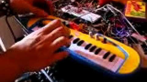 PIGMAN Circuit Bent DIY Synth Little Tikes Keyboard Controller