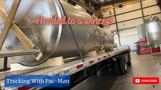 Saw A BEAUTIFUL Flattop Peterbilt - Delivered To A Winery by Trucking With Pac-Man 854 views 1 year ago 3 minutes, 45 seconds