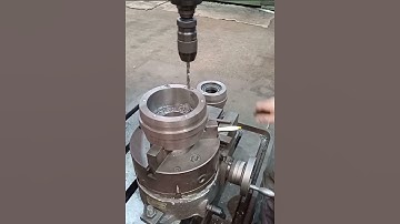 Drill holes using rotary table #machinist #mechanicalskills #drill #milling #skilledworkers