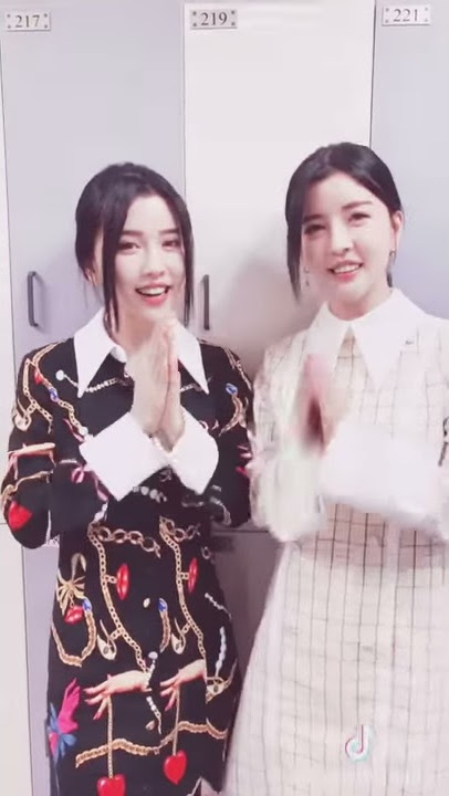 BY2girl 抖音 跟我一起學發聲 Best TIKTOK How BY2 Twins do their voice warm up before singing