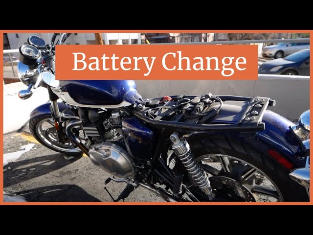 How to Change Motorcycle Battery on Triumph Bonneville SE 2012 865cc HD  Tutorial - YouTube
