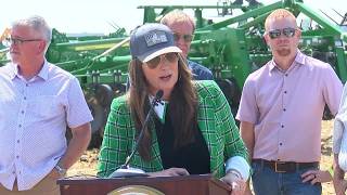 Rollins defends foreign beef imports at Iowa Farm Progress show
Rollins defends foreign beef imports at Iowa Farm Progress show
For more Local News from KCRG: https://www.kcrg.com/
For more YouTube Content: https://www.youtube.com/channel/UCVg0ul_tJm6uNvTmZxEtXJA Rollins defends foreign beef imports at Iowa Farm Progress show