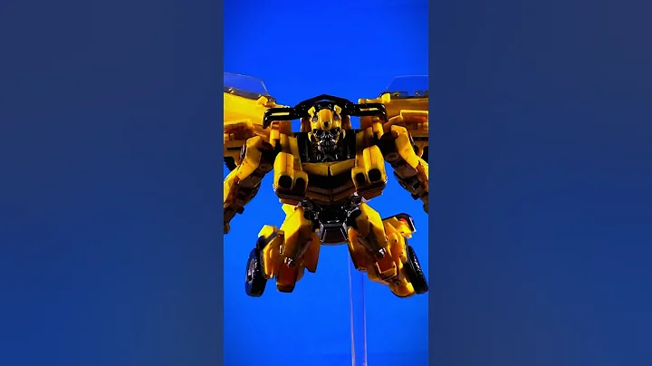 TRANSFORMERS: RISE OF THE BEASTS • STOP-MOTION RECREATION • (BUMBLEBEE RETURNS)