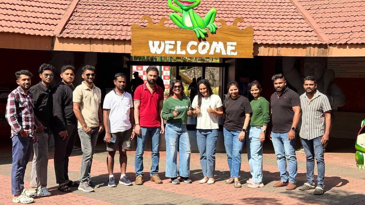 A Day In Vismaya Park @Kannur | Friends Jothe Jolly|