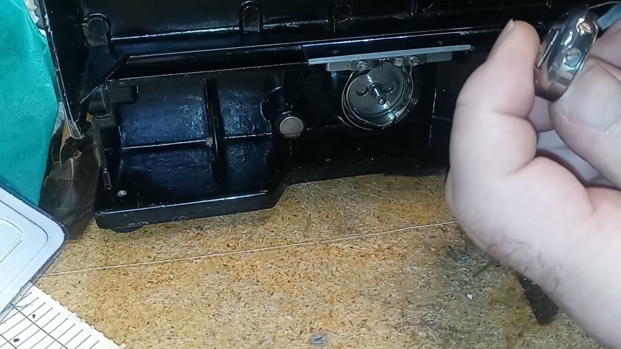 adjust singer featherweight bobbin case sewing machine