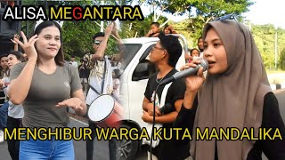 Alisa Megantara Menghibur Warga Kuta Mandalika Dengan Lagu Sasak Virall Semamengku Balek Malik |