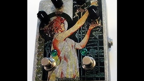 FuzzHugger Effects AB-Synth - fuzz and oscillation demo!