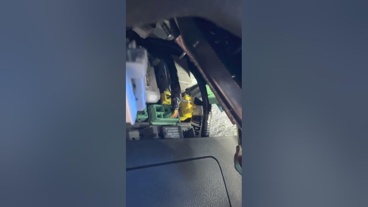 Acura Mdx turn signal relay replacement (2007,2008,2009) models YouTube