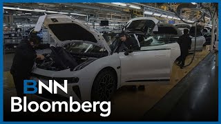 Auto sales help keep Canada retail afloat amid U.S. trade war