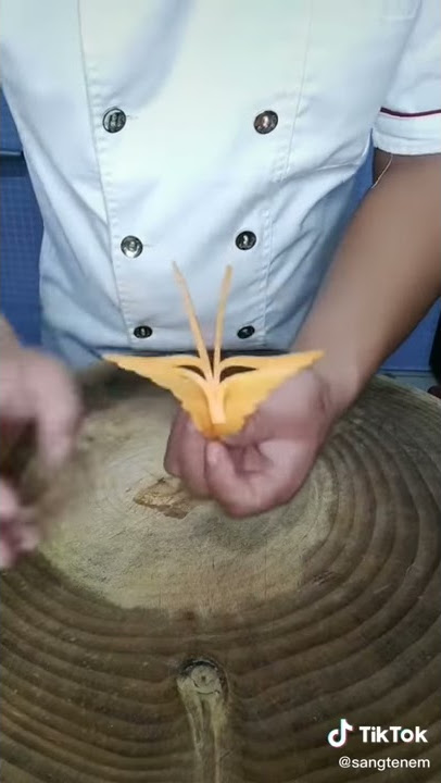 tỉa bướm cà rốt