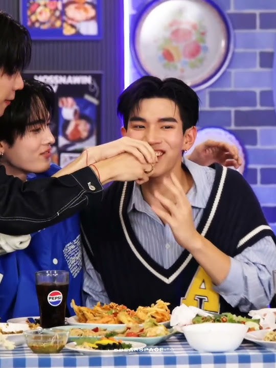 Just PerthSanta want GeminiFourth to do like them lol 5555 #perthsanta #geminifourth