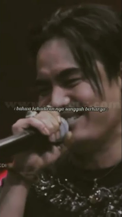 CHARLY MENYANYIKAN LAGU DANGDUT,,,KEREEN HABIS.