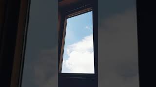 Вид из окна.  Небо