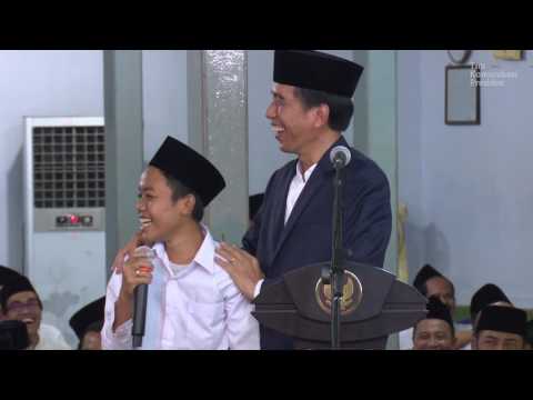 Presiden Jokowi & Santri