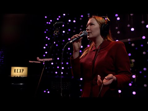 Julia Jacklin - Full Performance (Live on KEXP)