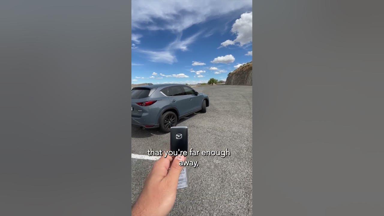 Mazda CX-5 Automatically locks when you walk away from it - YouTube