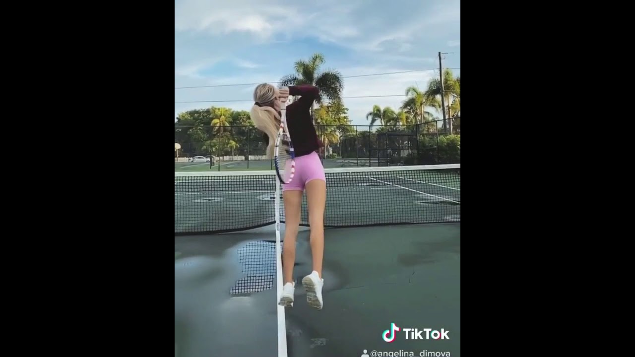 Теннисистка, чья популярность растет во время карантина: лучшие фото Ангелины Ди