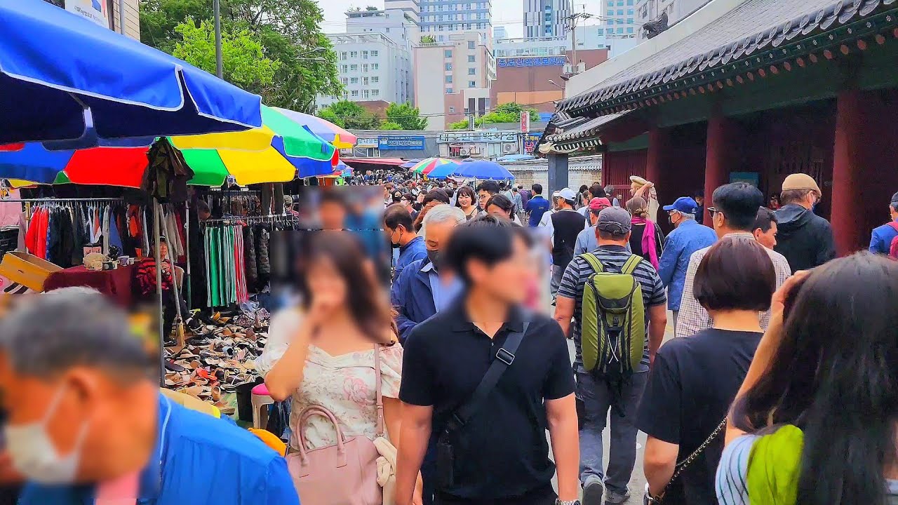 동묘시장(구제시장.벼룩시장.도깨비시장)구석구석 구경하면서 쇼핑.Shopping while looking around Dongmyo Market