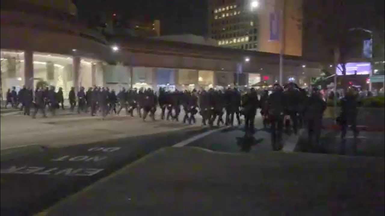 Oakland Police Kettling Protesters YouTube