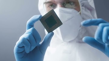 Scientists Have “Reversed Time” Inside A Quantum Computer, And The Implications Are Huge