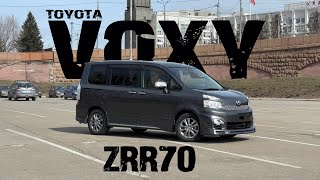 : TOYOTA VOXY ZRR70 -   ?