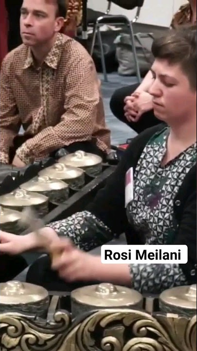 Gamelan Sunda di Inggris #gamelanmusic #gamelansunda #gamelan #bulesunda #bulemaingamelan