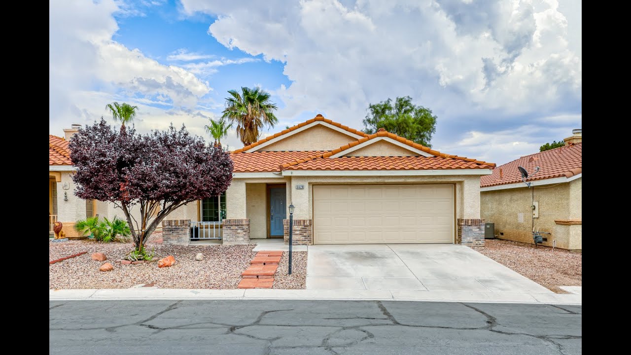 Charming Single Story Home In A Gated Neighborhood! 5528 Oakwood Ridge