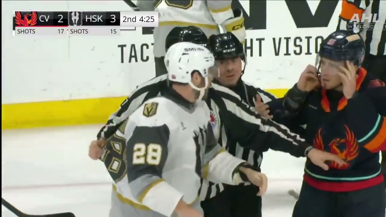 John Hayden vs Tanner Laczynski December 28, 2025