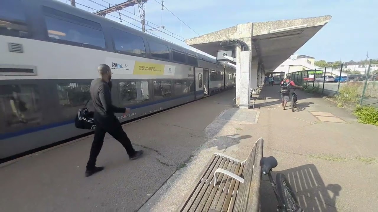 [En Gare] Chartres -- Z26500 (Train RÉMI)